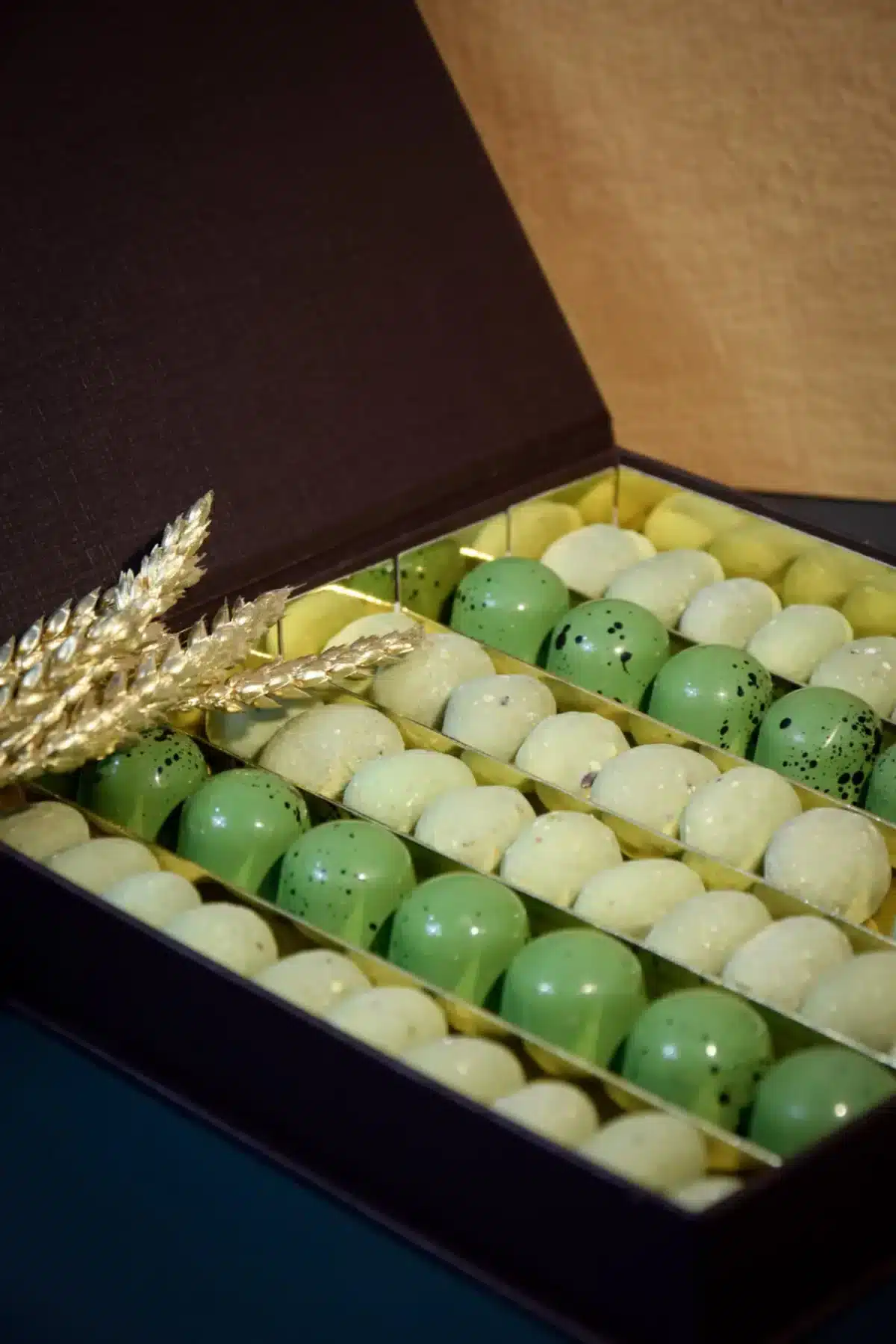Caixa Amêndoas e Bombons - Chef Selection Dubai