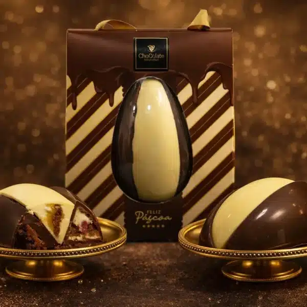 Ovo com 3 tipos de chocolates diferentes.