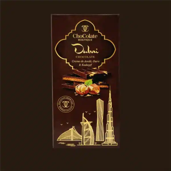 Tablete de Dubai com creme de avelã e ouro.