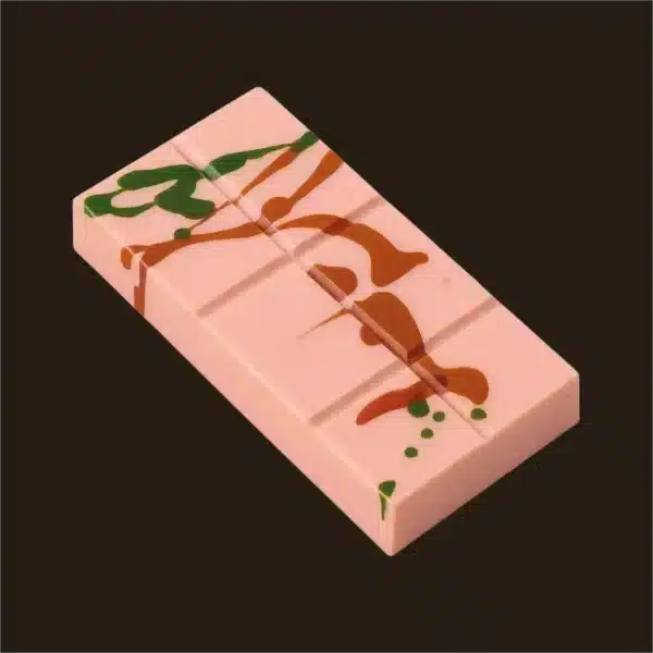 Tablete de chocolate com recheio.