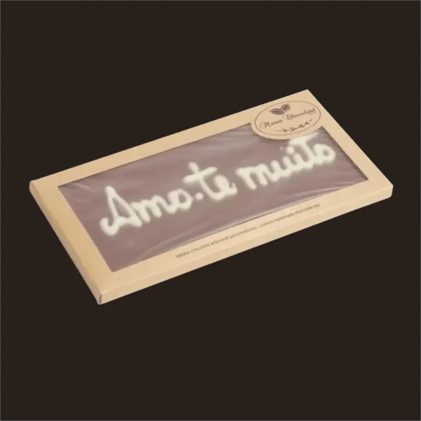 Tablete de chocolate com mensagem.