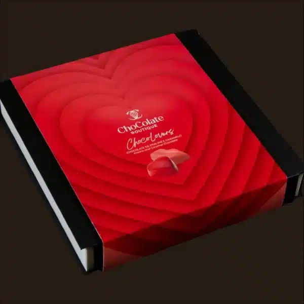 Caixa de bombons de chocolate sortidos.