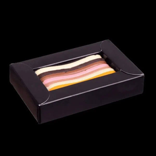 Deliciosas línguas de gato de chocolate.