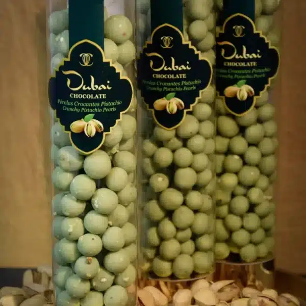 Pérolas crocantes de pistachio.